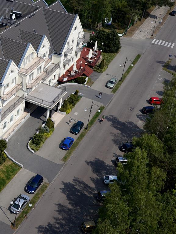 Leba Hotel & Spa Exterior photo