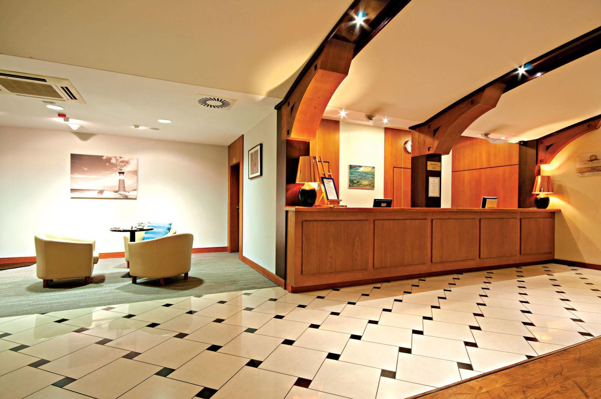 Leba Hotel & Spa Exterior photo